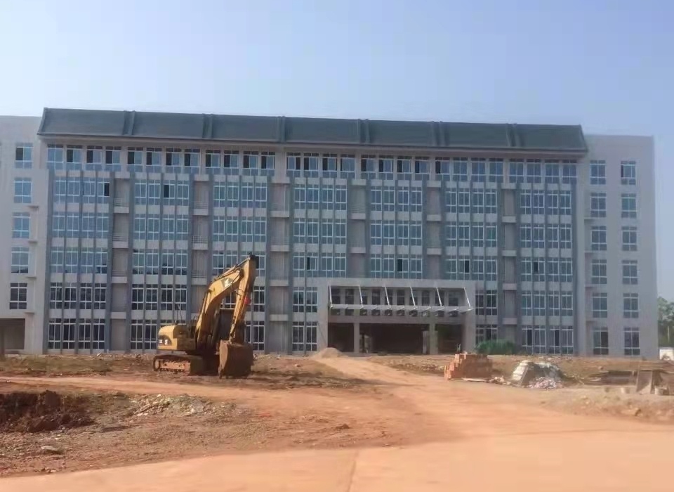 廣西建機辦公樓選用金洋外墻氟碳漆